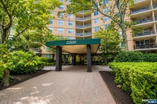 2200 N Central Road 10G, Fort Lee, NJ 07024