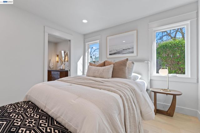 1766 College Ave, Livermore, CA 94550