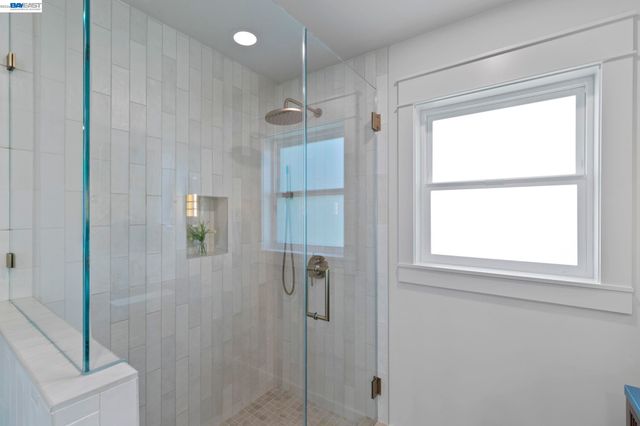 1766 College Ave, Livermore, CA 94550