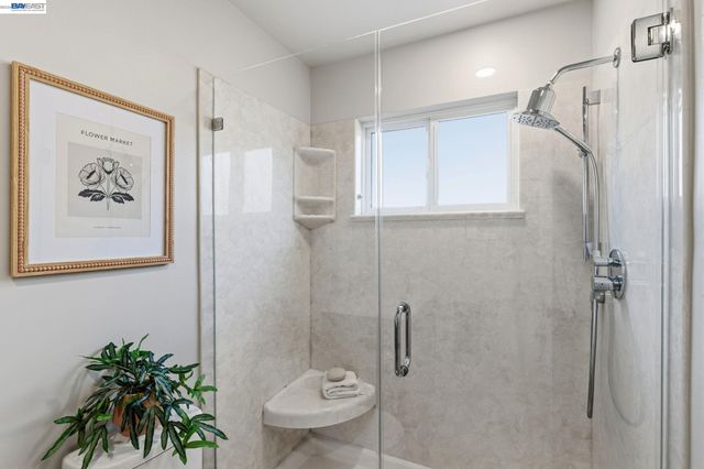 1766 College Ave, Livermore, CA 94550