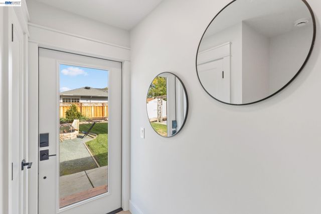 1766 College Ave, Livermore, CA 94550