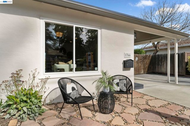 1766 College Ave, Livermore, CA 94550