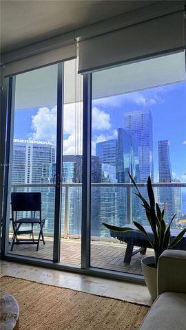 1060 Brickell Avenue 2709, Miami, FL 33131