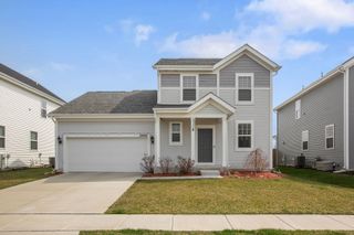 32062 Savannah Drive, Lakemoor, IL 60051