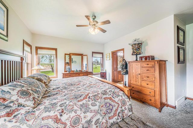 N2887 EVERGREEN LANE, Freedom, WI 54913