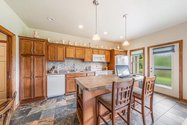 N2887 EVERGREEN LANE, Freedom, WI 54913