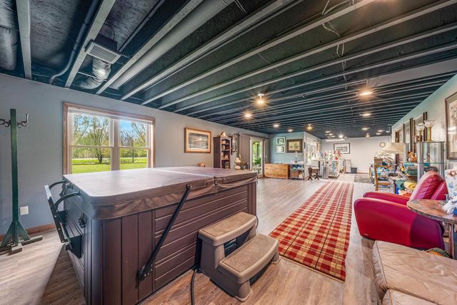 N2887 EVERGREEN LANE, Freedom, WI 54913
