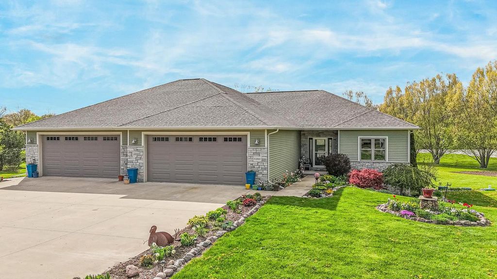 N2887 EVERGREEN LANE, Freedom, WI 54913