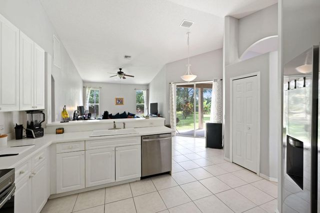 184 SW Fernleaf Trail, Port St. Lucie, Port St Lucie, FL 34953