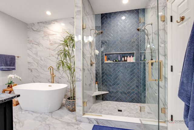 22087 W Vernon Ridge Drive, Ivanhoe, IL 60060