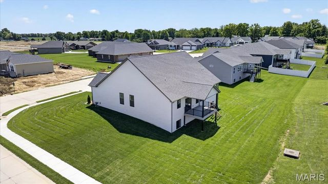 1437 Guilford Place, Troy, IL 62294
