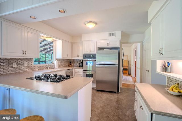 1165 BEAR TAVERN RD, Titusville, NJ 08560