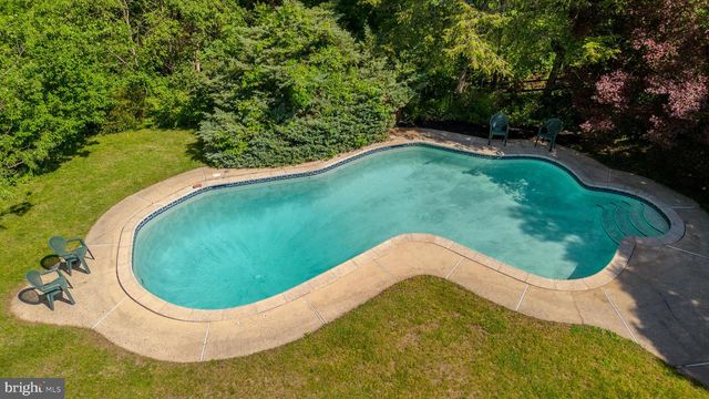 1165 BEAR TAVERN RD, Titusville, NJ 08560