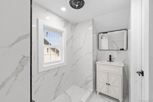 19124 Murdock Avenue, Saint Albans, NY 11412