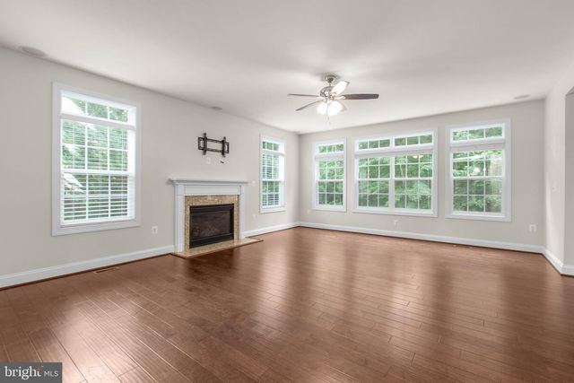 11622 PINE HOLLOW LN, Spotsylvania, VA 22551