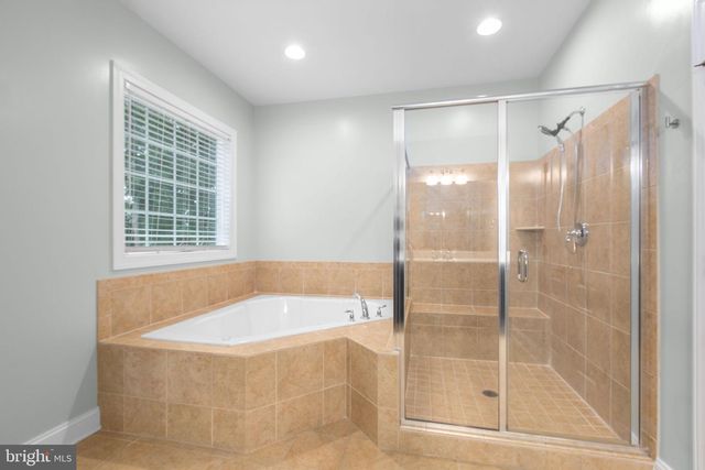11622 PINE HOLLOW LN, Spotsylvania, VA 22551