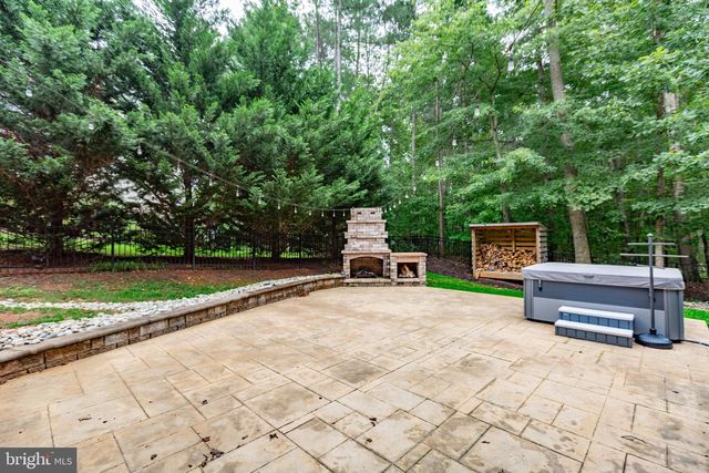 11622 PINE HOLLOW LN, Spotsylvania, VA 22551