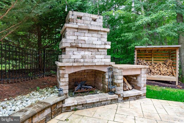 11622 PINE HOLLOW LN, Spotsylvania, VA 22551