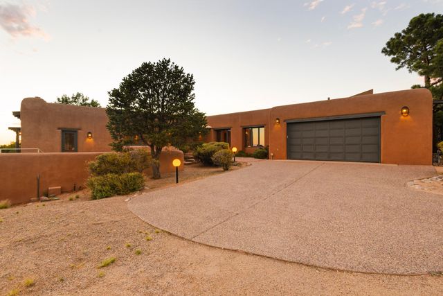 72 Pinon Hill Place NE, Albuquerque, NM 87122