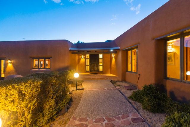 72 Pinon Hill Place NE, Albuquerque, NM 87122