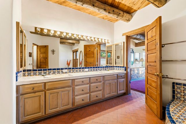72 Pinon Hill Place NE, Albuquerque, NM 87122