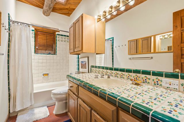 72 Pinon Hill Place NE, Albuquerque, NM 87122