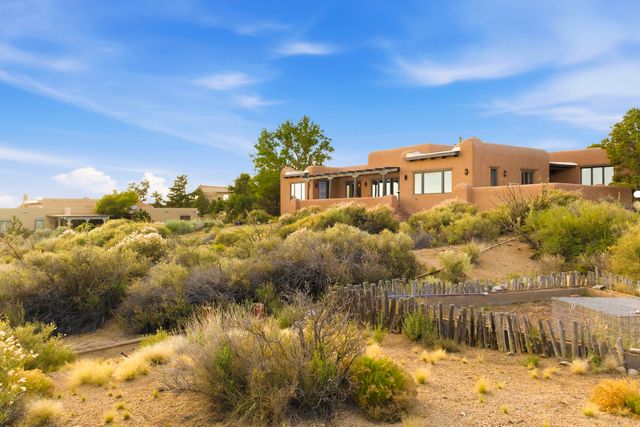 72 Pinon Hill Place NE, Albuquerque, NM 87122