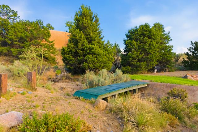 72 Pinon Hill Place NE, Albuquerque, NM 87122