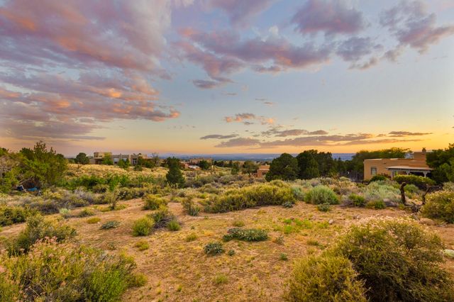 72 Pinon Hill Place NE, Albuquerque, NM 87122