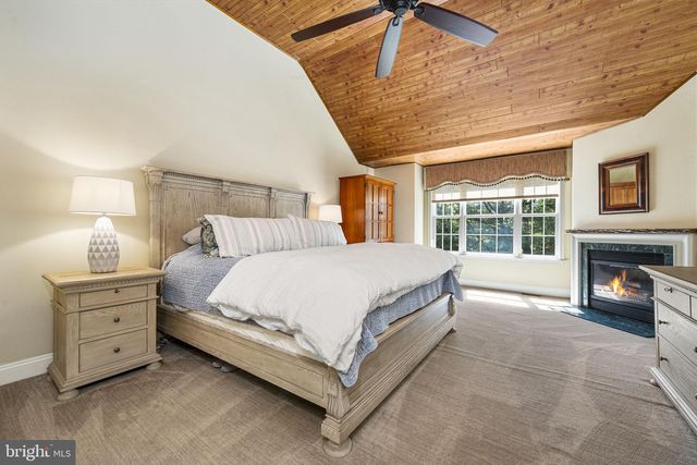 17 HIGHVIEW RD, Downingtown, PA 19335
