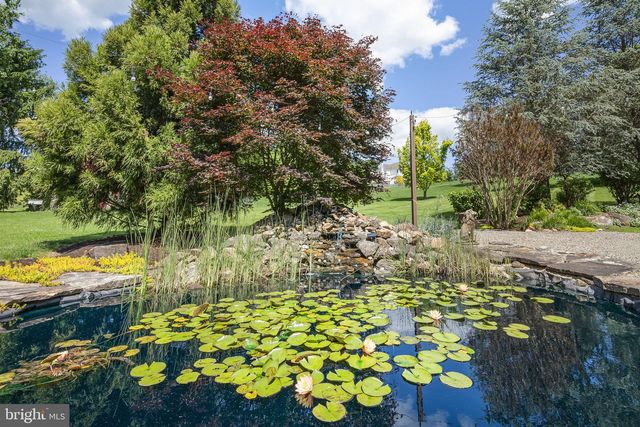17 HIGHVIEW RD, Downingtown, PA 19335