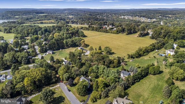 17 HIGHVIEW RD, Downingtown, PA 19335