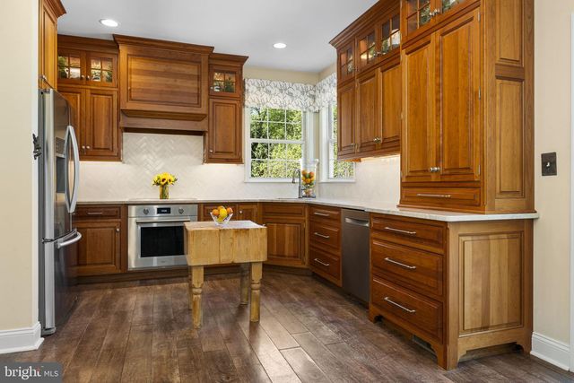 17 HIGHVIEW RD, Downingtown, PA 19335