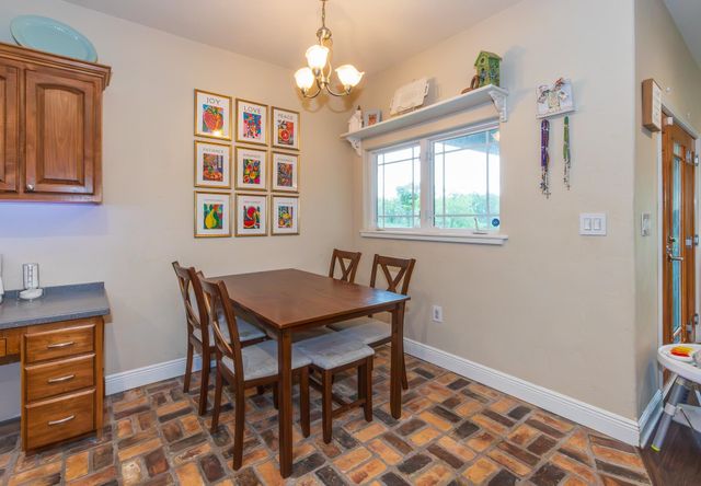 319 Chateau Dr, Lockport, LA 70374