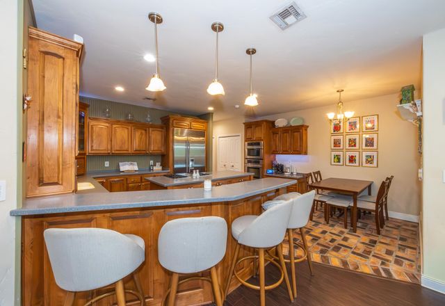 319 Chateau Dr, Lockport, LA 70374