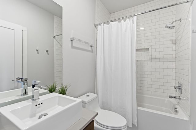 426 Patterson St, Nashville, TN 37211