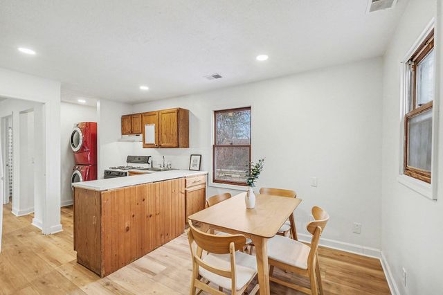 321 Adolph Avenue, Rockford, MI 49341