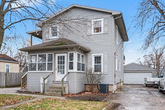 321 Adolph Avenue, Rockford, MI 49341