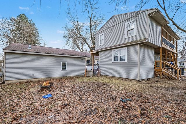 321 Adolph Avenue, Rockford, MI 49341