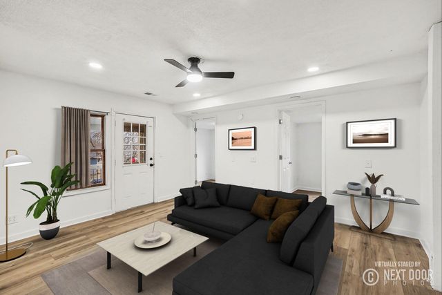 321 Adolph Avenue, Rockford, MI 49341