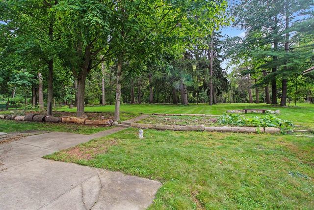 4500 E Huron River Drive, Ann Arbor, MI 48105