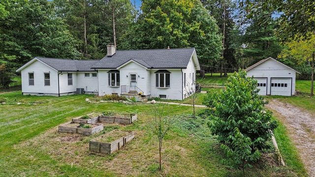 4500 E Huron River Drive, Ann Arbor, MI 48105