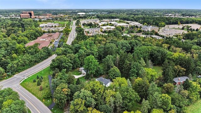4500 E Huron River Drive, Ann Arbor, MI 48105