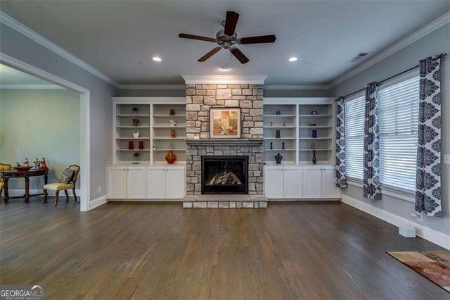202 Golden Banner Avenue, Marietta, GA 30060