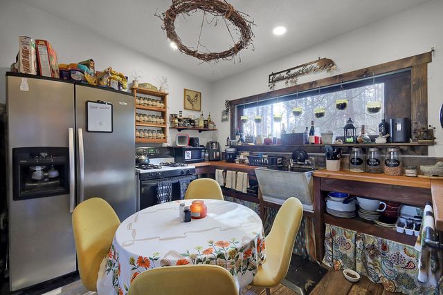 14872 Vavassuer, Brownsville, CA 95919