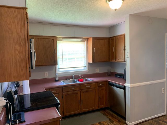 247 Sequoia Drive, Spartanburg, SC 29306