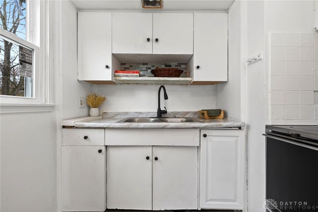 419 Lindenwood Road, Dayton, OH 45417