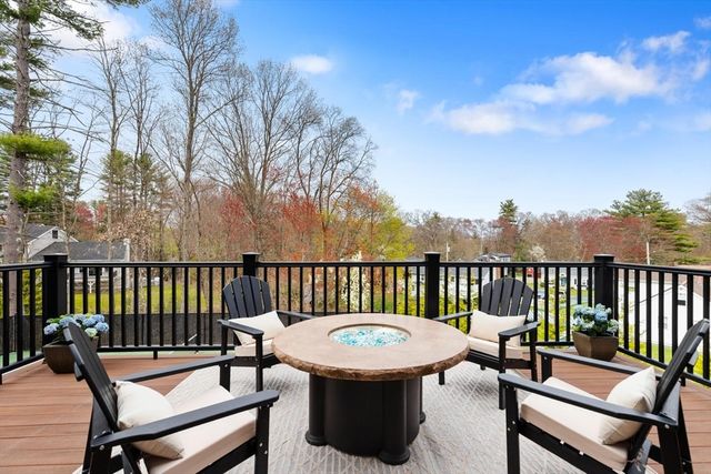 9 Shay Lane, North Reading, MA 01864