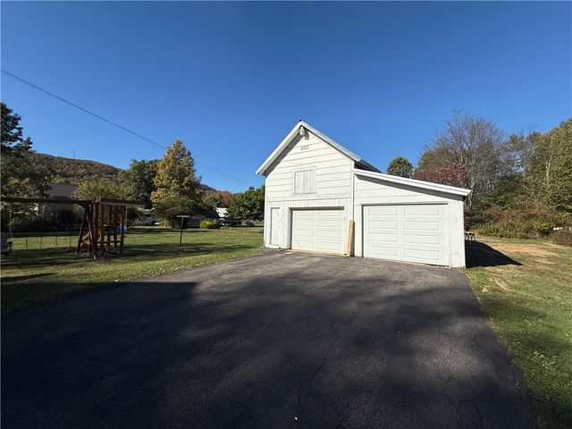63 Minard Run Road, Bradford Town, PA 16701
