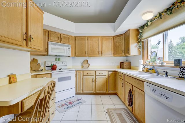 4439 Larkspur Court, Warren, MI 48092